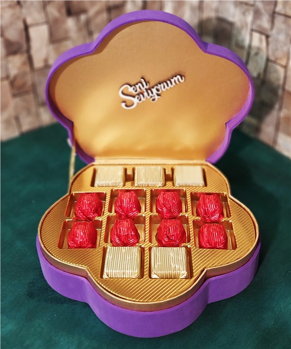 Dekoratif Kutuda Schöne Spesiyal Çikolata05Sevgili/EşAnkara Çiçek